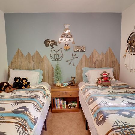 Cozy Whittier Home With Fire Pits Less Than 15 Mi To Hiking! ภายนอก รูปภาพ