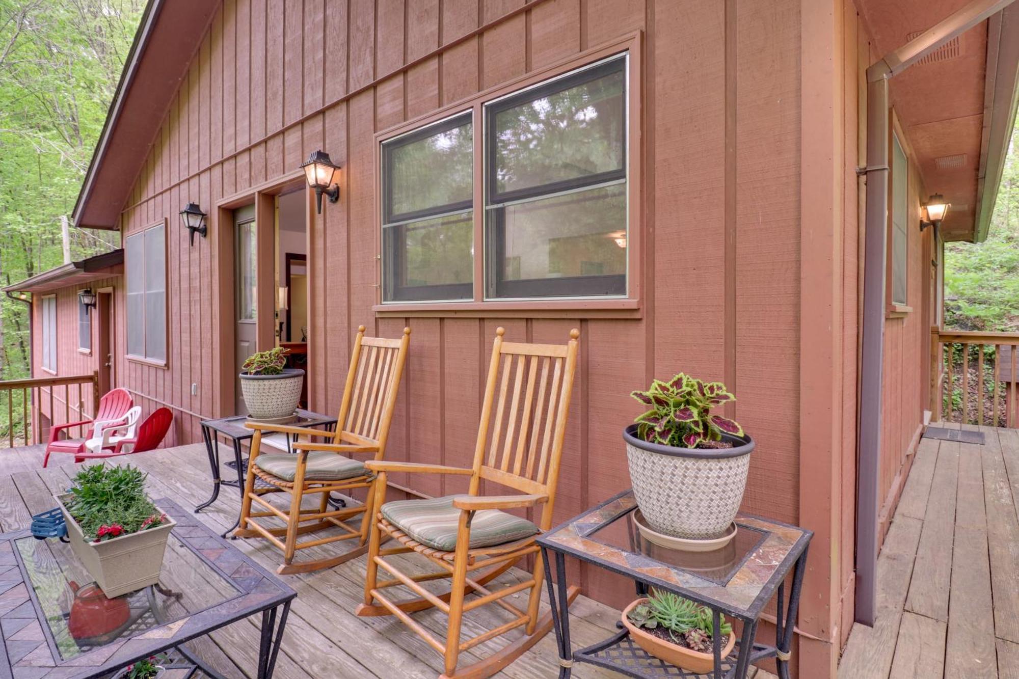 Cozy Whittier Home With Fire Pits Less Than 15 Mi To Hiking! ภายนอก รูปภาพ